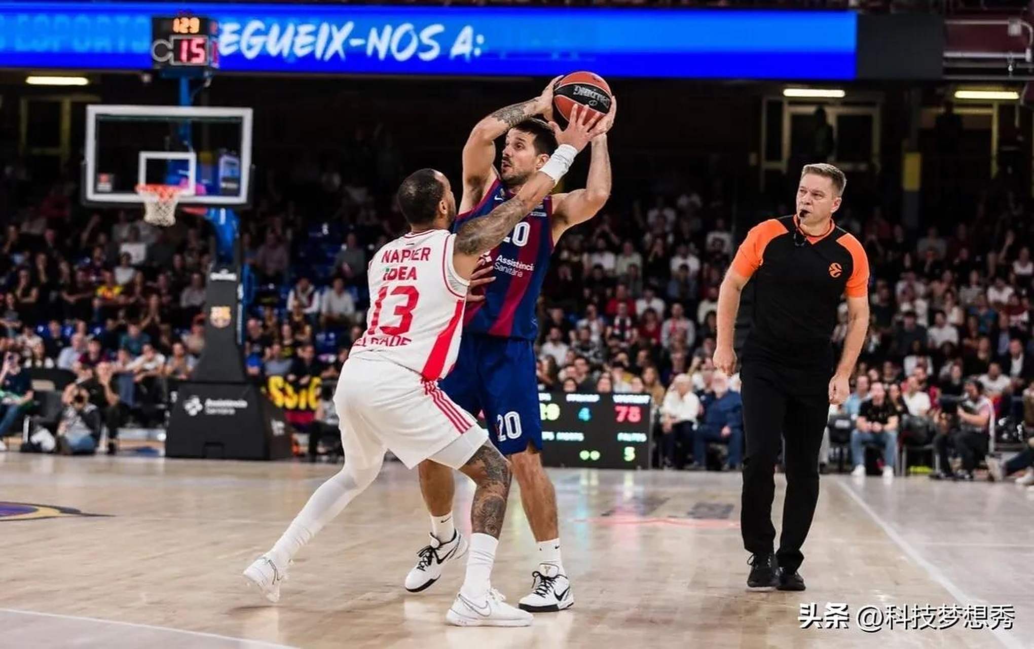 泰伦·卢拒绝采访？快船澄清：采访室没人，快船媒体未随队出征（泰伦·卢被质疑拒采？快船回应：采访室无人，队媒未随队出征）