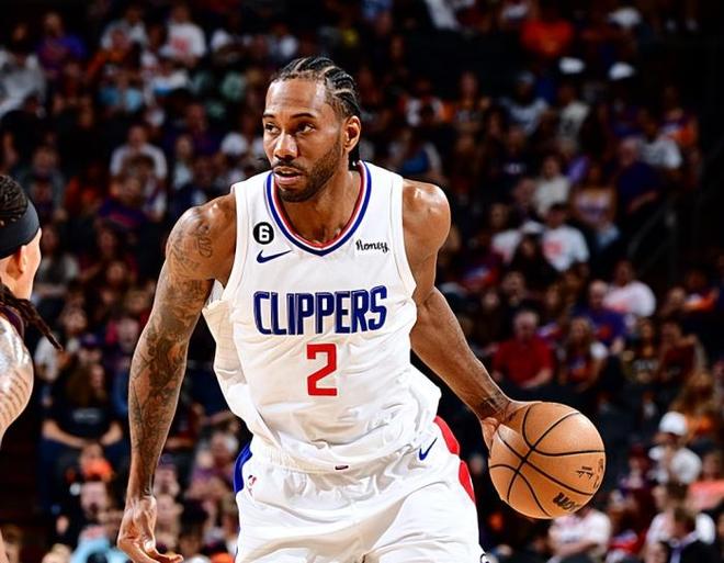 戈贝尔致命失误，华子加时险些逆转掘金，约基奇超神三双创纪录！（戈贝尔关键失误，爱德华兹加时险翻掘金，约基奇神级三双刷新纪录）