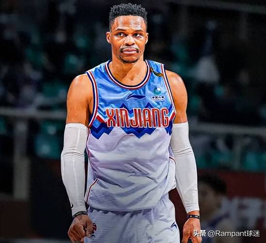 NBA：湖人加时不敌掘金 詹姆斯空砍准三双（湖人加时憾负掘金 詹姆斯准三双难救主）