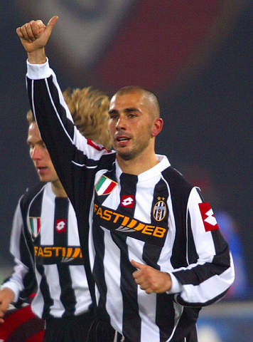 西甲-莫德里奇破门贝林厄姆绝杀 皇马2-1胜（西甲｜皇马2-1逆转取胜：莫德里奇建功，贝林厄姆补时绝杀）