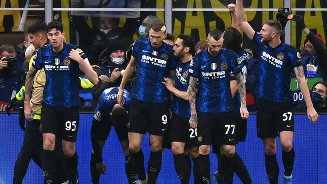 女足欧冠淘汰赛抽签：皇马若晋级将战巴萨，阿森纳若晋级战切尔西（女足欧冠淘汰赛签位：皇马晋级遇巴萨，阿森纳过关碰切尔西）