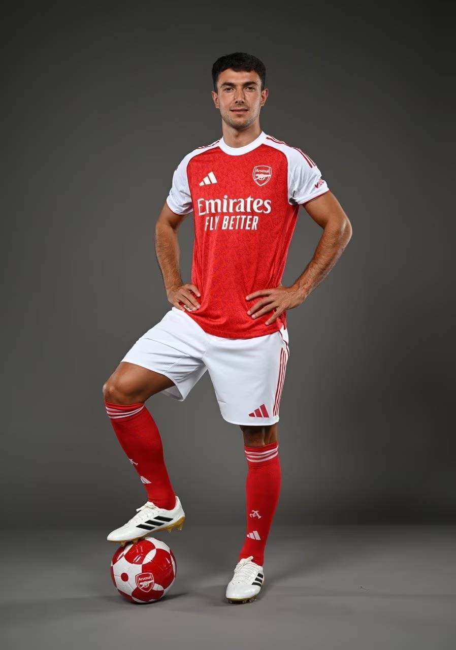 湖人队筹码无法满足鹈鹕队要价（湖人筹码难以匹配鹈鹕要价）