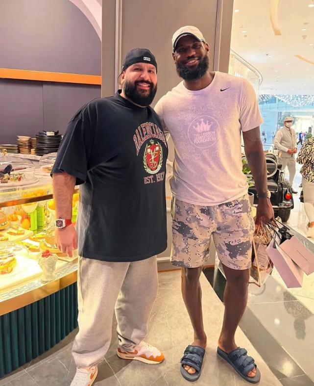 场均合砍80.5分！联盟最被高估的三巨头？防守太辣眼，早该解体了（场均合得80.5分！联盟最被吹过头的三巨头？防守一塌糊涂，早该散伙）