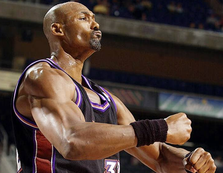 凯尔特人延续强势争冠势头（凯尔特人强势续写冲冠势头）