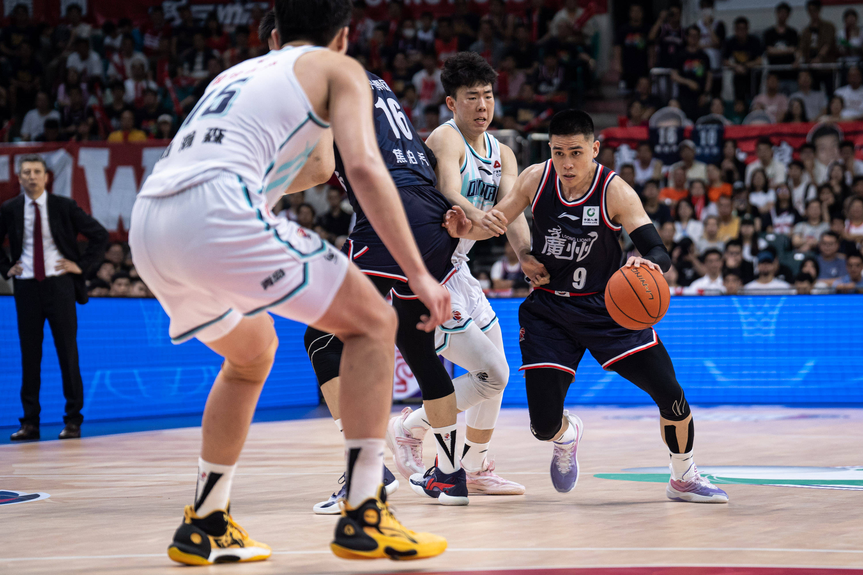 NBA战报：布伦森47分，韦尔28+19，尼克斯132-125热火（尼克斯132-125力克热火：布伦森爆砍47分，韦尔贡献28分19篮板）