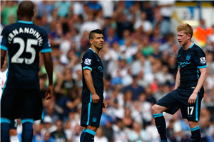 苏亚雷斯因为无球踢人被禁赛一场（因无球时踢人，苏亚雷斯遭停赛一场）