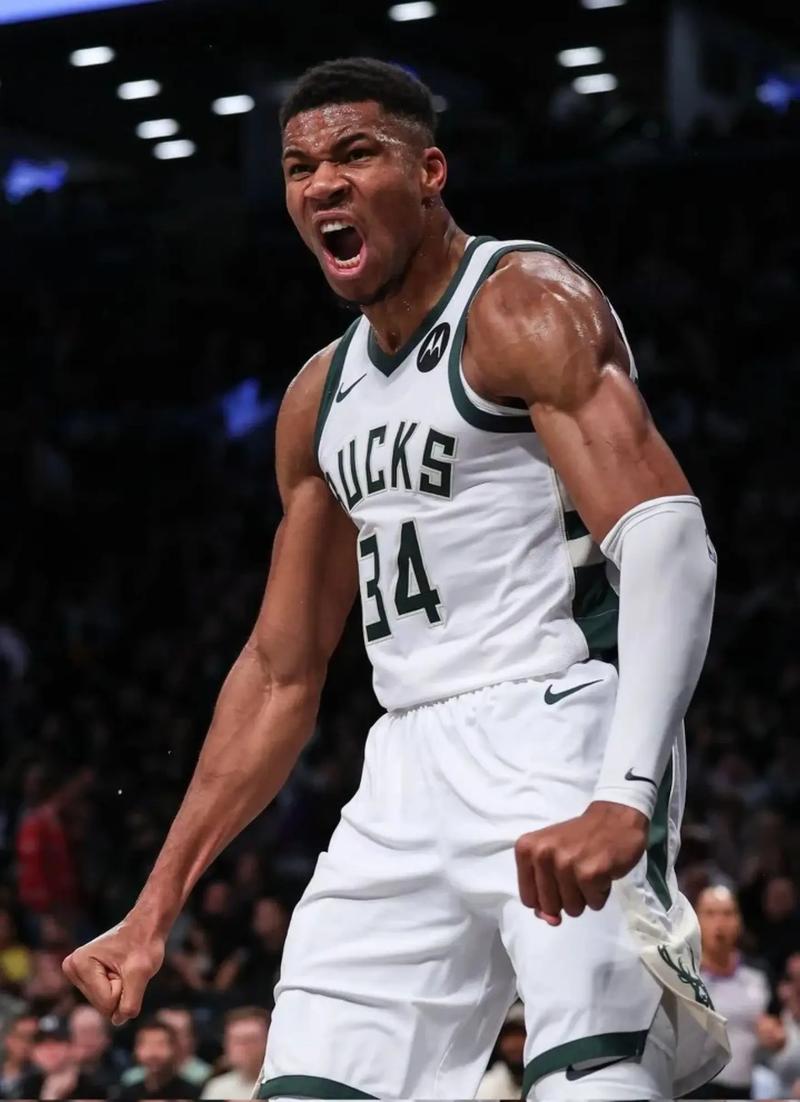 亚特兰大vs热那亚首发：卢克曼替补！德凯特拉雷、卡博尼在列（亚特兰大战热那亚首发出炉：德凯特拉雷、卡博尼入选，卢克曼替补待命）