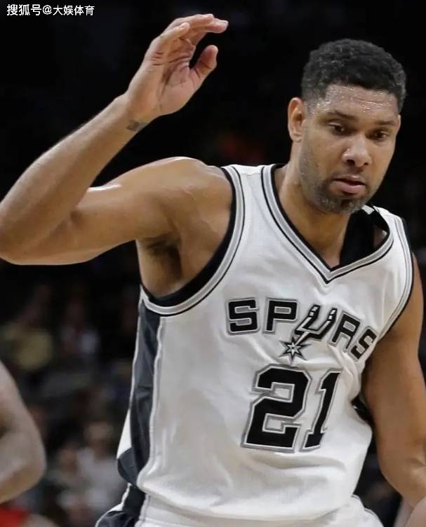 图赫尔：贝林没一起庆祝？我得去回看；三月才能再见我很难过（图赫尔：贝林未参与庆祝需回看；要到三月才能再见，我很难过）