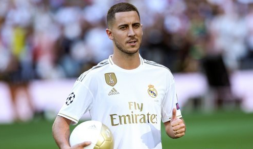 玉昆外援奥斯卡在老家开车时车辆突然起火，好在人没事（玉昆外援奥斯卡在老家驾车时突遇车辆起火，所幸人平安无恙）