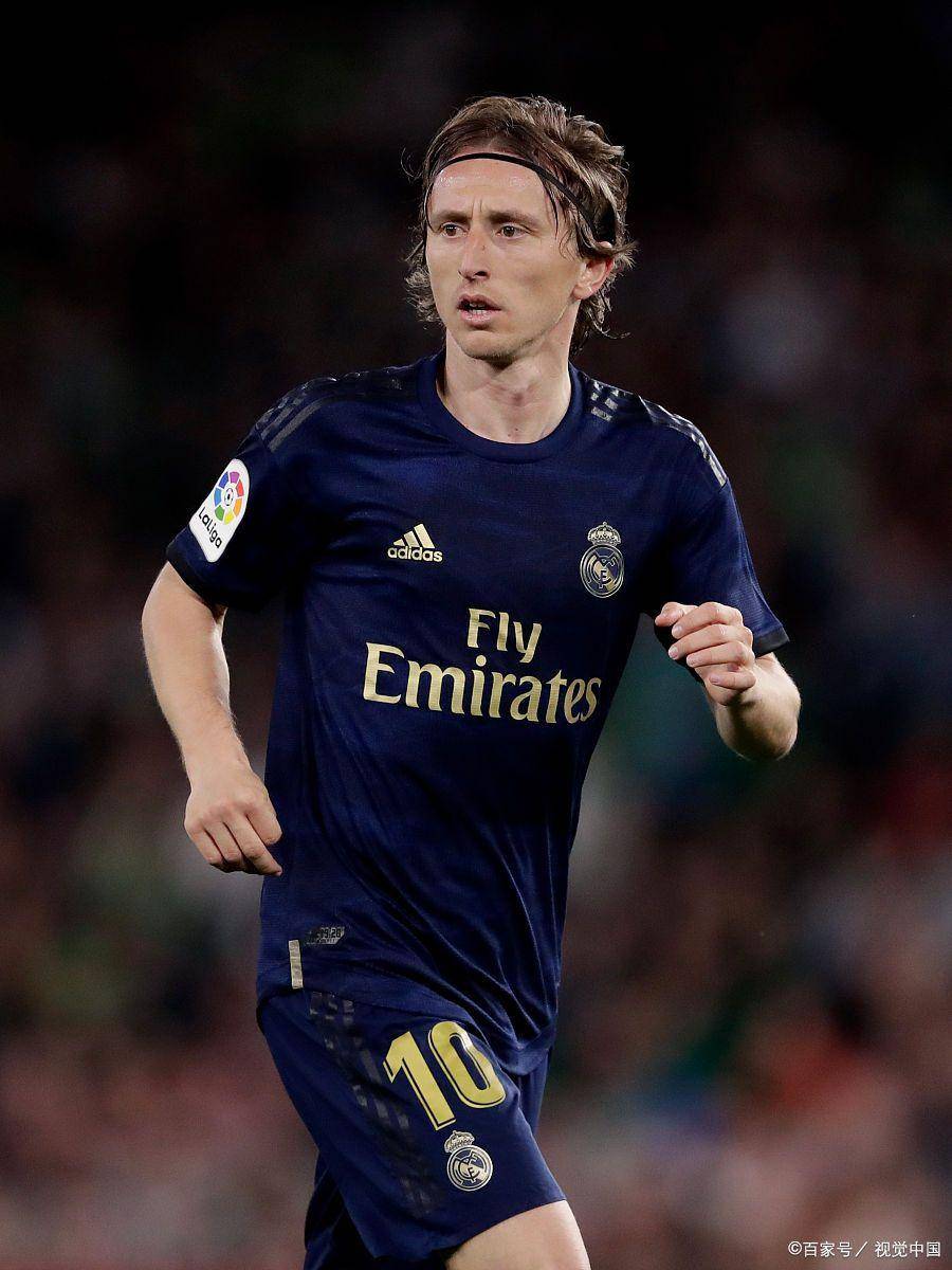 没几场机会了！斯洛特再丢“保命局”，高层对他不信任值提升（机会所剩无几！斯洛特再失保命战，高层信任进一步流失）