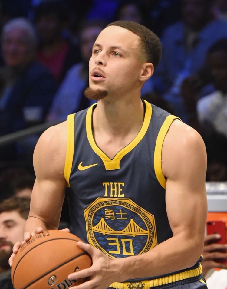 提升三分命中率的训练方法（三分球命中率提升训练指南）