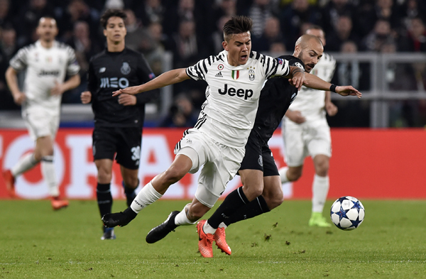 欧冠改制后连续3场破门最年轻榜单：17岁卡尔居首，姆巴佩次席（欧冠改制后连三场进球最年轻榜：17岁卡尔领跑，姆巴佩居次）