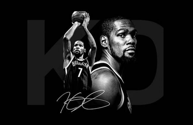 伊尔迪兹：我踢伪9号？大家可以拭目以待；斯帅没给我额外压力（伊尔迪兹谈伪9号：拭目以待，斯帅未给我额外压力）