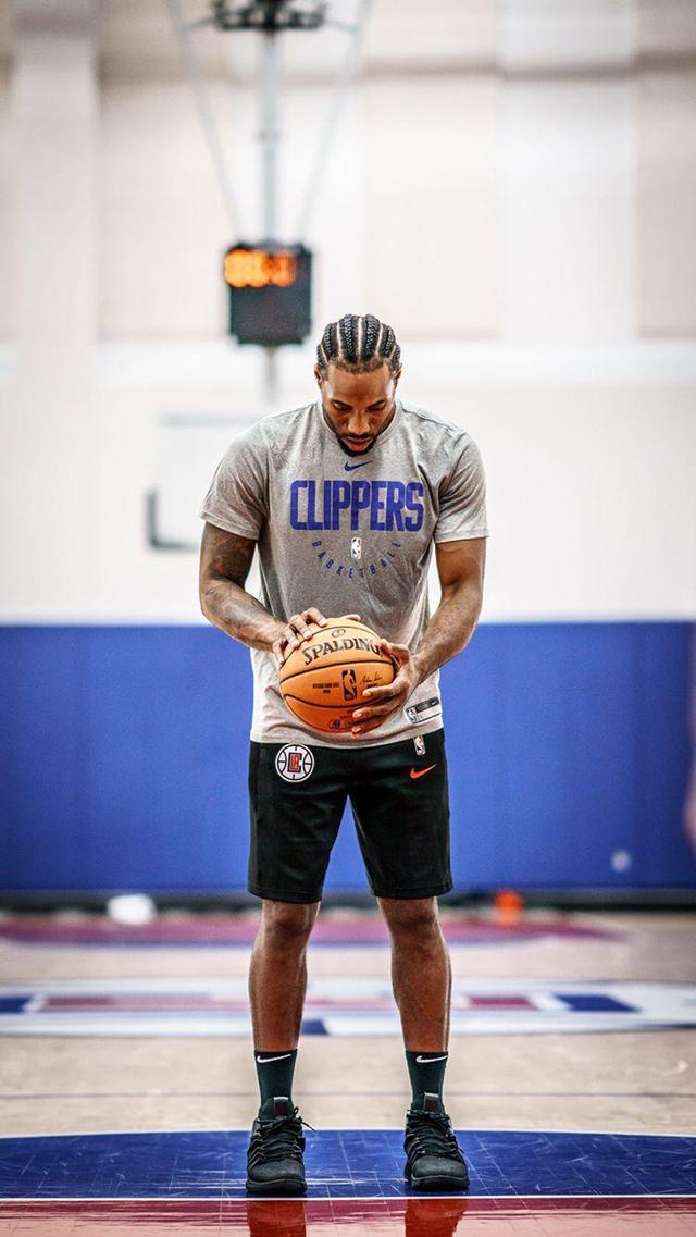 巴尔泰萨吉：争冠？我们才刚刚开始，必须保持冷静和放松（巴尔泰萨吉：谈争冠为时尚早，需保持冷静与放松）