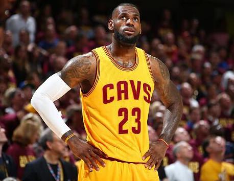 意媒：孔蒂明天回归那不勒斯，要求冬窗实质性引援以重振球队（意媒：孔蒂明日回归那不勒斯，要求冬窗实质补强以振兴球队）